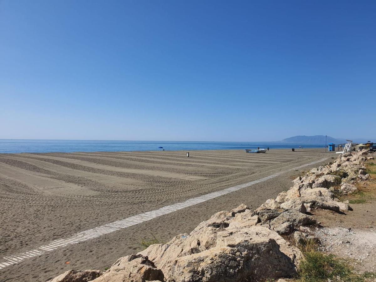 Wi-Fi Alta Velocidad De 1 Gbps Rodeado De Naturaleza Màlaga Exteriér fotografie